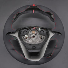 Załaduj obraz do przeglądarki galerii, MEWANT Genuine Leather Car Steering Wheel Cove for Lancia Delta / Chrysler Delta - Alcantara, Leather, Carbon Fiber, Easy Install, Non - Slip, Best Steering Wheel Cover