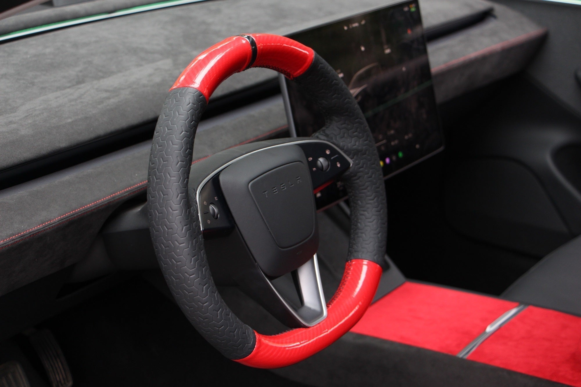 Why Steering Wheel Covers Are a Must-Have for Your Car: A Practical Guide - Mewant Cover