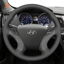 Carica l&#39;immagine nel visualizzatore di Gallery, MEWAN Genuine Leather Car Steering Wheel Cove for Hyundai i45
