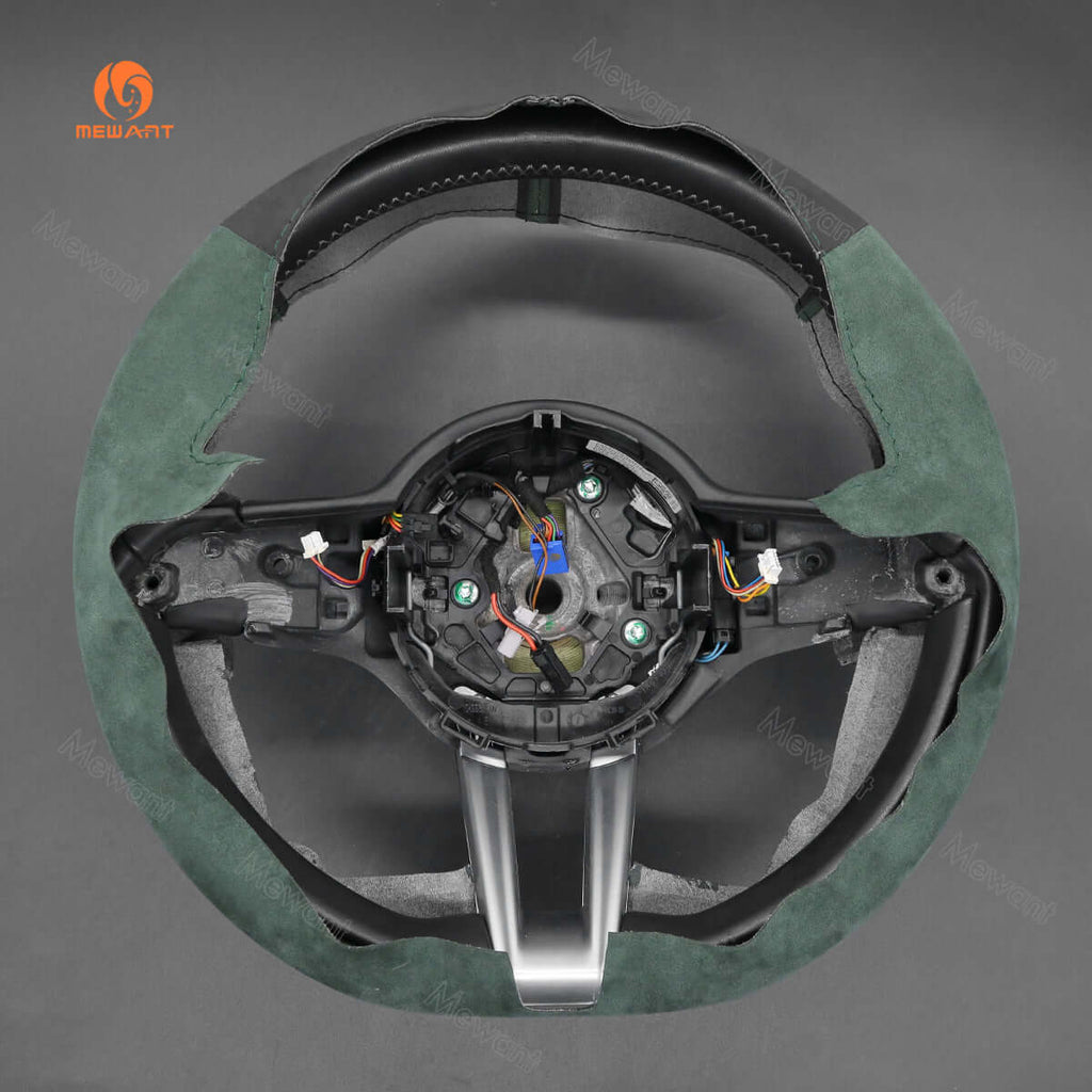 MEWANT Steering Wheel Cover for Alfa Romeo Giulia Stelvio Quadrifoglio 2016 - 2020 - Alcantara, Leather, Carbon Fiber, Easy Install, Non - Slip, Best Steering Wheel Cover