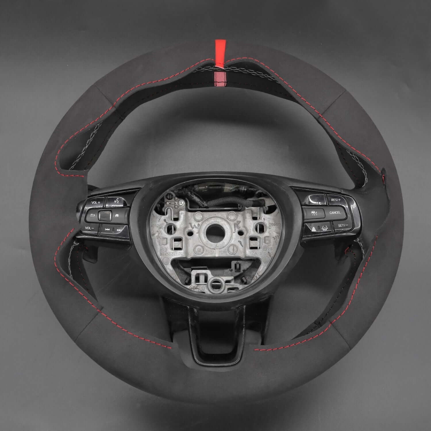 MEWANT Steering Wheel Cover for Honda HR - V 2021 - Alcantara, Leather, Carbon Fiber, Easy Install, Non - Slip, Best Steering Wheel Cover