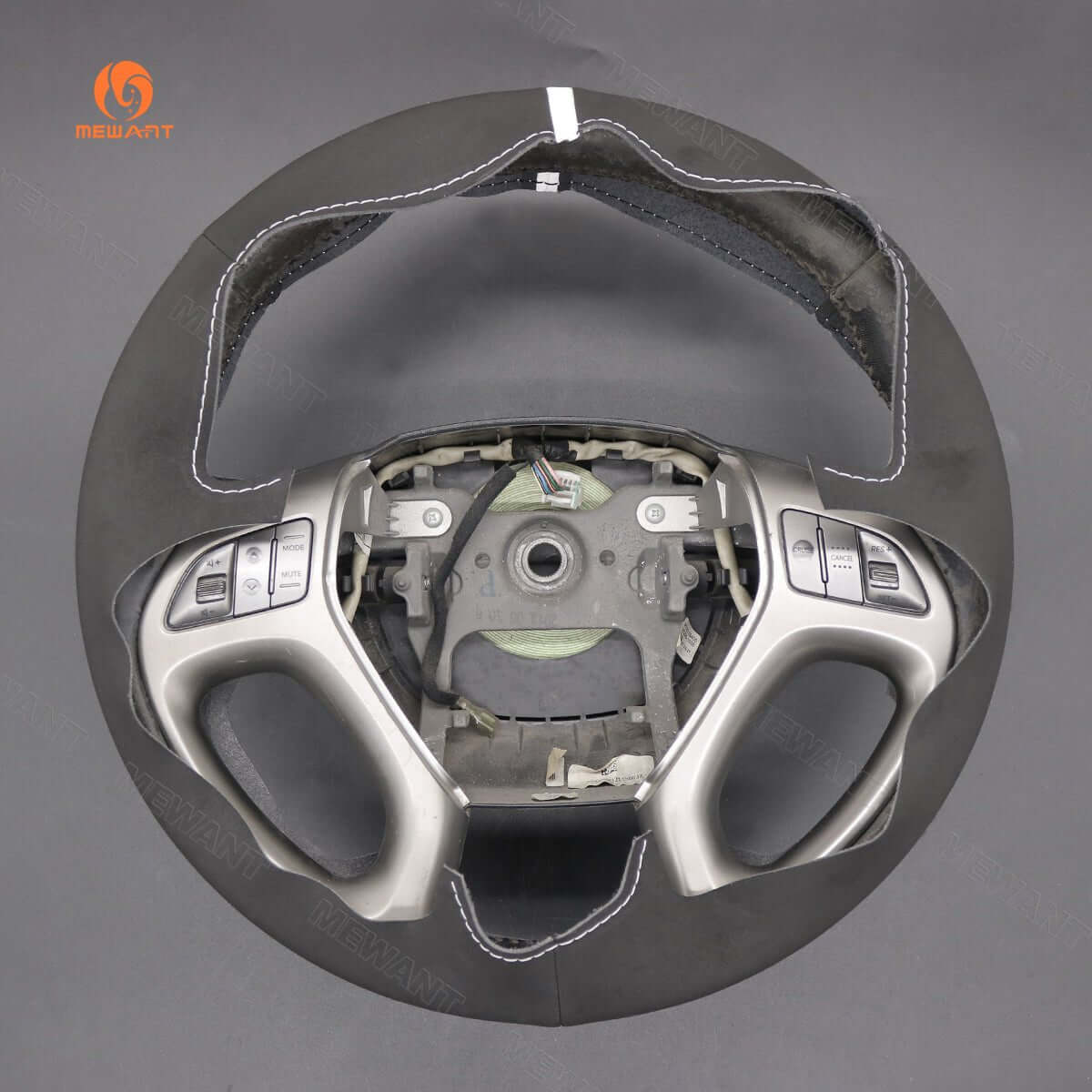 MEWANT Steering Wheel Cover for Hyundai ix35 2010 - 2016 - Alcantara, Leather, Carbon Fiber, Easy Install, Non - Slip, Best Steering Wheel Cover