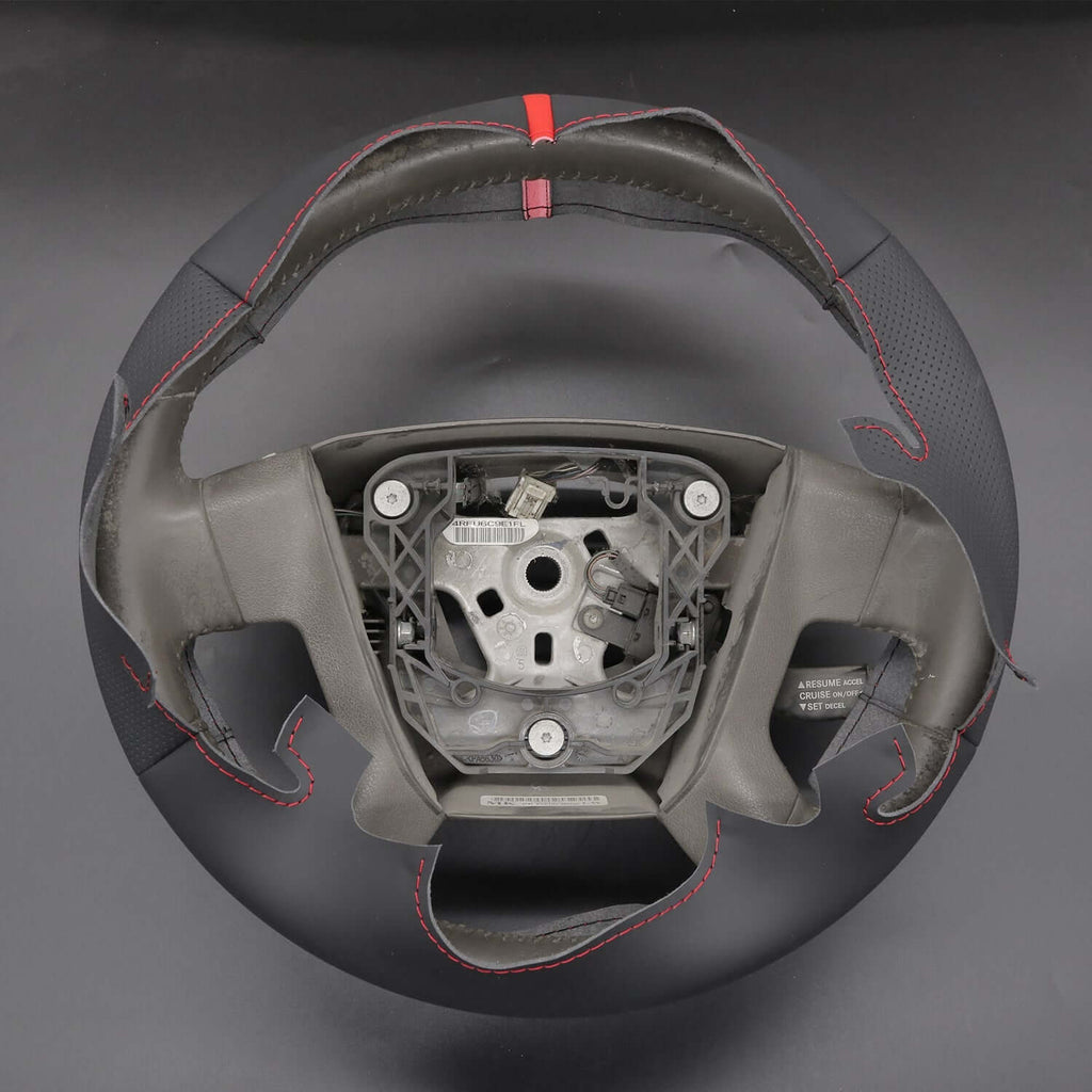 MEWANT Steering Wheel Cover for Jeep Compass I MK49 Patriot 2007 - 2011 - Alcantara, Leather, Carbon Fiber, Easy Install, Non - Slip, Best Steering Wheel Cover
