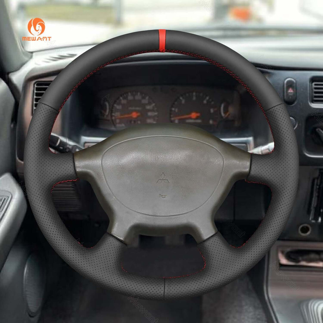 MEWANT Steering Wheel Cover for Mitsubishi L200 Triton 1995-2005