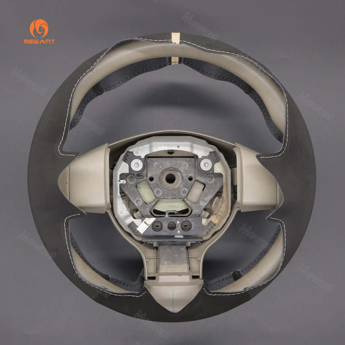MEWANT Steering Wheel Cover for Nissan Note Tiida Bluebird Sylphy Versa Note 2006 - 2013 - Alcantara, Leather, Carbon Fiber, Easy Install, Non - Slip, Best Steering Wheel Cover